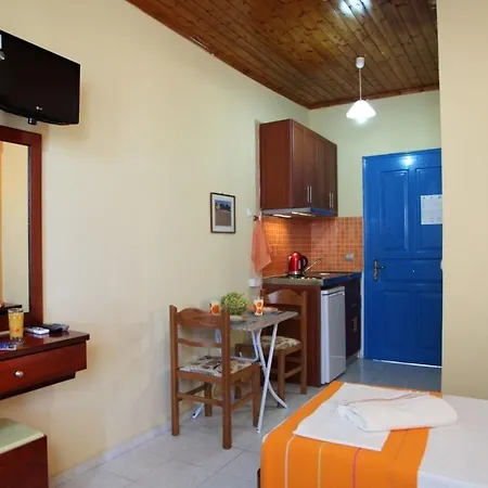 Apartment Paradise Studios Katomerion